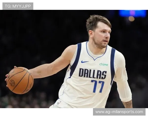 东契奇砍下29分三双展全能 随手一扔超远命中复制约基奇式妙传 东契奇砍下29分三双展全能 随手一扔超远命中复制约基奇式妙传