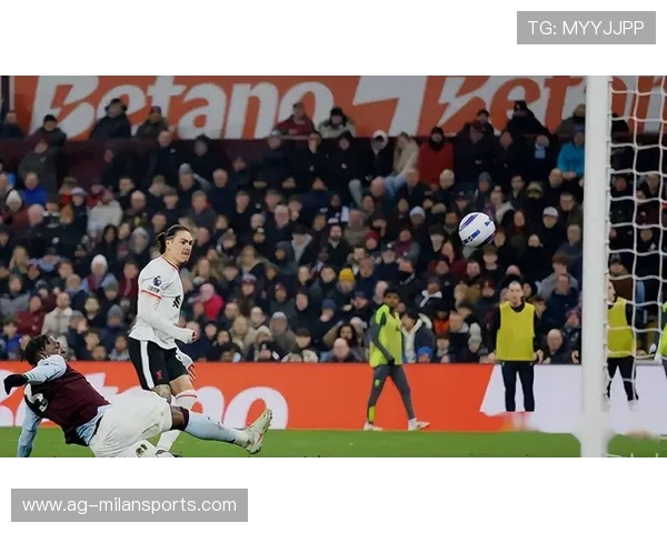 利物浦锁定穆巴马？乔纳斯点名替努涅斯